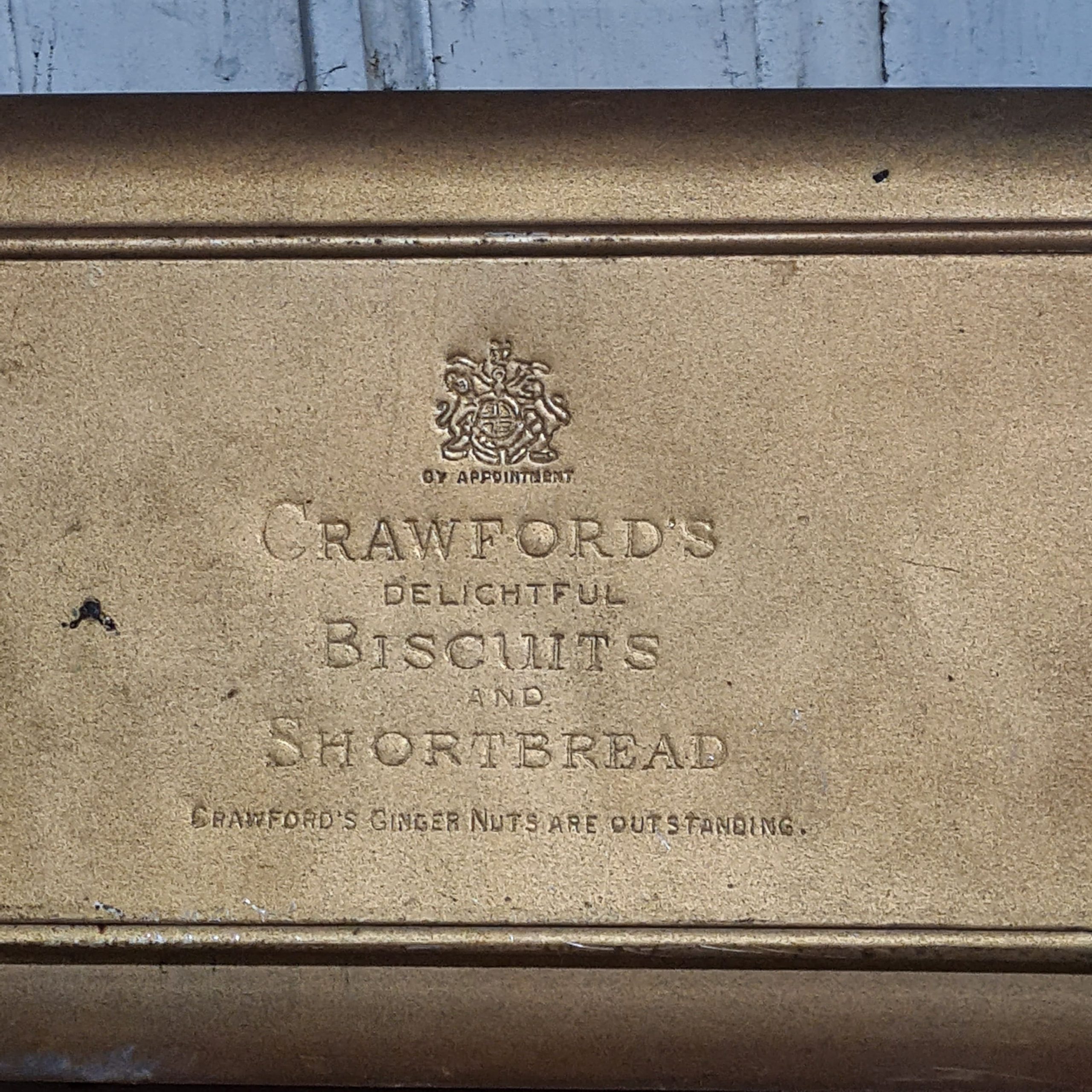 Crawford’s Biscuit Sarcophagus Tin | Tramps UK