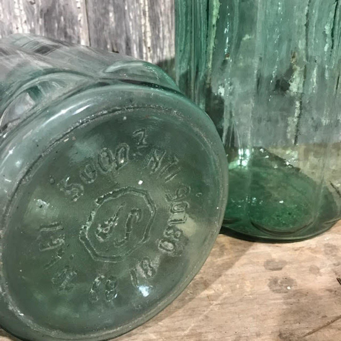 Decorative Fluted Jar | Tramps UK